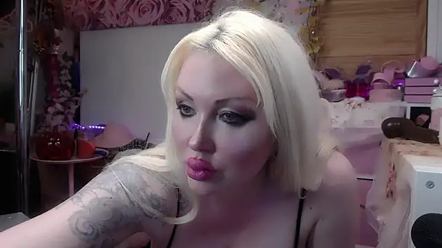 elyink online show from February 4, 12:00 pm