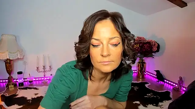 ViciousSiren online show from April 12, 5:01 am