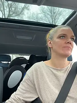 Suesse Schnitte online show from December 6, 11:54 am