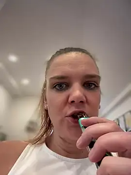 Suesse Schnitte online show from January 14, 9:13 am