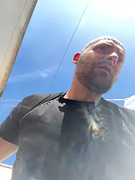 Snapshot of bigguy101 chatting on March 20, 12:11 pm bigguy101 online show from March 20, 12:11 pm