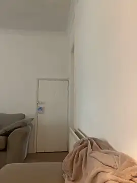 Bustyblondebabe32 online show from March 22, 2:25 pm