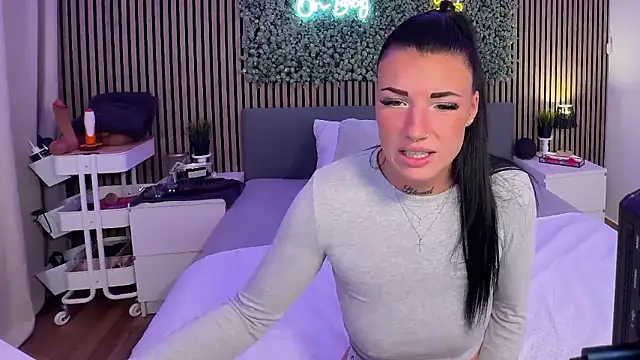 LizaRoxx online show from January 7, 9:28 pm