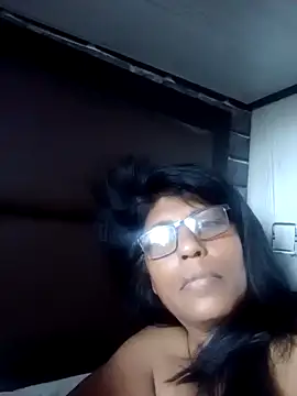 Snapshot of MsAttitude chatting on January 23, 11:15 am MsAttitude online show from January 23, 11:15 am