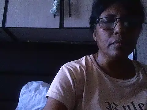 Snapshot of MsAttitude chatting on January 27, 9:34 am MsAttitude online show from January 27, 9:34 am