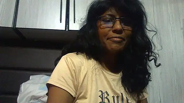 Snapshot of MsAttitude chatting on February 10, 9:04 am MsAttitude online show from February 10, 9:04 am