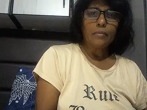 Snapshot of MsAttitude chatting on November 2, 3:14 pm MsAttitude online show from November 2, 3:14 pm