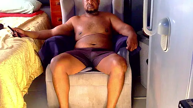 CharlesBlk79  online show from January 7, 8:06 am