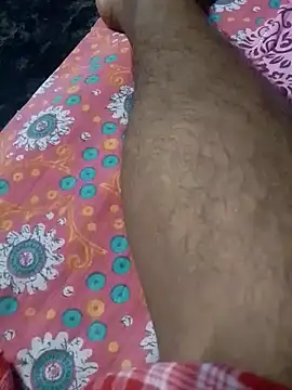 Snapshot of Longlund9 chatting on November 19, 4:18 pm Longlund9 online show from November 19, 4:18 pm