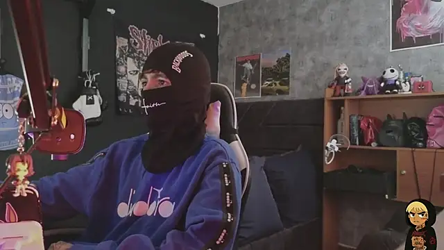 AcidMilo online show from January 14, 3:28 pm