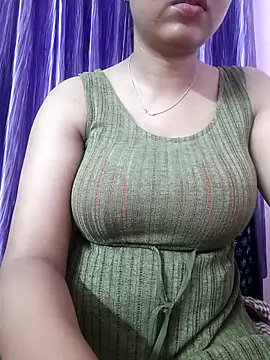 Snapshot of Nia__09 chatting on September 14, 7:35 pm Nia  09 online show from September 14, 7:35 pm