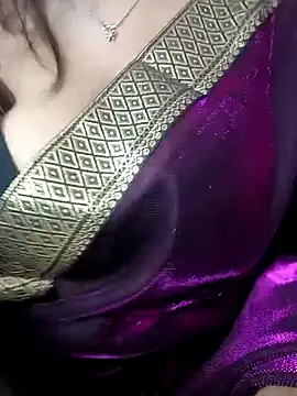 Snapshot of Nia__09 chatting on September 15, 8:09 pm Nia  09 online show from September 15, 8:09 pm