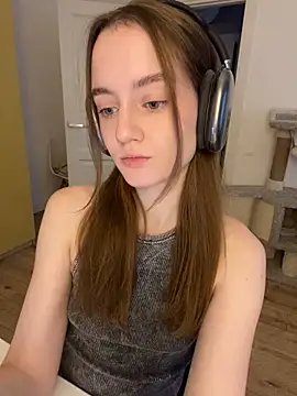 malyshhka online show from December 6, 11:44 am