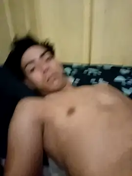 Snapshot of SEBASTHIAN chatting on February 12, 10:26 pm SEBASTHIAN online show from February 12, 10:26 pm