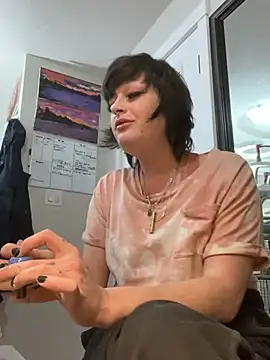 Snapshot of mikittyy chatting on February 4, 8:13 am mikittyy online show from February 4, 8:13 am