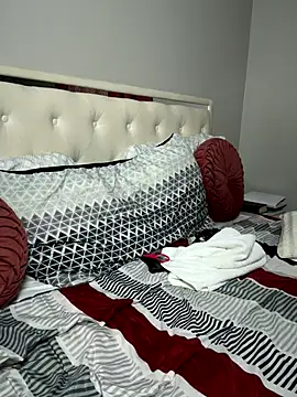 Snapshot of 1Topgyal chatting on December 2, 2:50 am 1Topgyal online show from December 2, 2:50 am