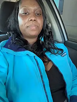 Snapshot of 1Topgyal chatting on December 16, 3:06 pm 1Topgyal online show from December 16, 3:06 pm