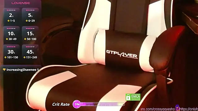 CrossyAayesha online show from November 1, 2:52 pm