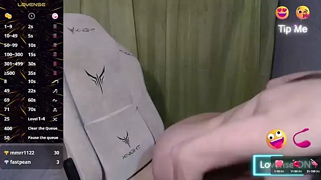 Snapshot of lillit__gold chatting on March 6, 7:43 pm lillit gold online show from March 6, 7:43 pm