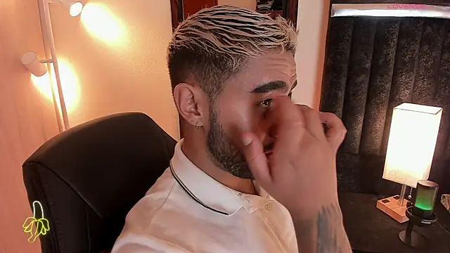 ItsMeEros online show from October 6, 10:29 pm