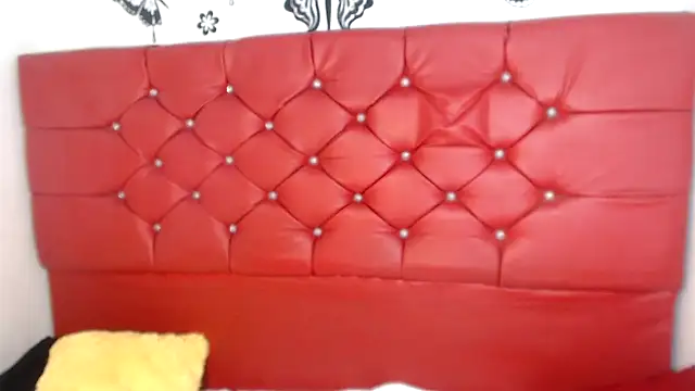 Snapshot of dirtydolltsx chatting on February 26, 6:04 am dirtydolltsx online show from February 26, 6:04 am