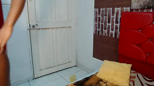 Snapshot of dirtydolltsx chatting on February 20, 11:32 am dirtydolltsx online show from February 20, 11:32 am