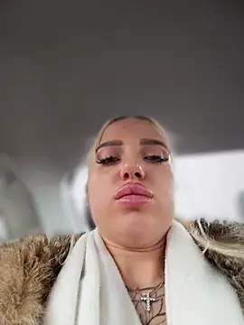 pinkstar  online show from December 4, 5:28 am