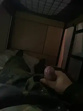 Snapshot of Jonkitzler1 chatting on December 11, 10:14 am Jonkitzler1 online show from December 11, 10:14 am