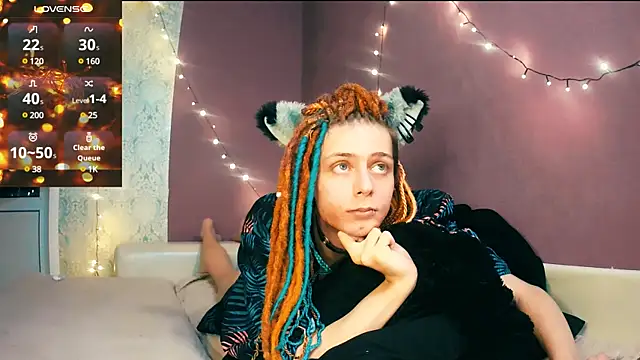 Littlepinkcat online show from December 20, 9:06 pm