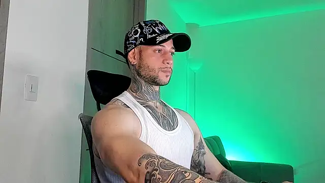  jamesleandros1 online show from June 5, 3:02 am