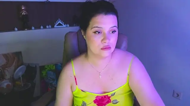 Snapshot of Malika_uAngel chatting on May 20, 7:42 pm Malika uAngel online show from May 20, 7:42 pm