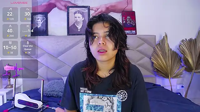 Snapshot of SabinaMerchetti chatting on October 1, 2:17 am SabinaMerchetti online show from October 1, 2:17 am