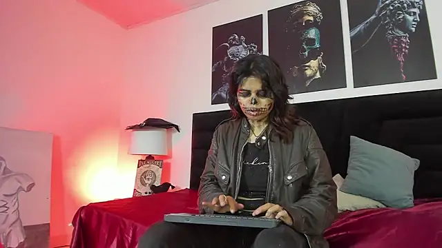 Snapshot of SabinaMerchetti chatting on October 8, 1:36 am SabinaMerchetti online show from October 8, 1:36 am