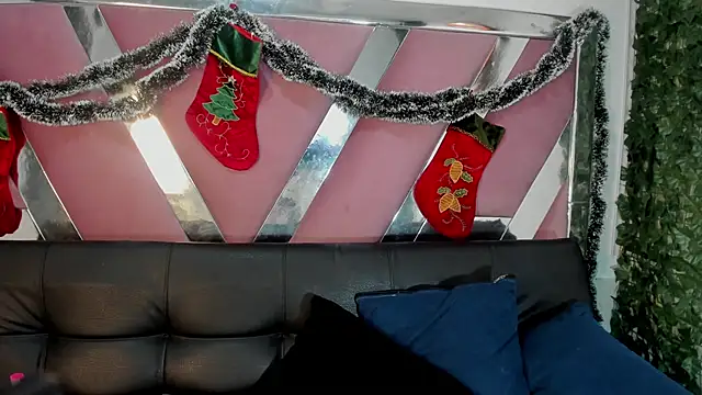 Snapshot of SabinaMerchetti chatting on November 20, 2:12 am SabinaMerchetti online show from November 20, 2:12 am