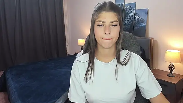 MaryMayson online show from March 10, 1:54 pm