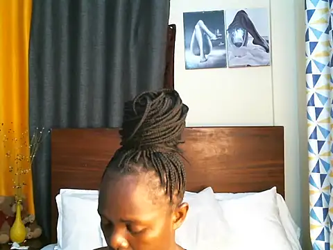 Snapshot of pay_tience chatting on June 30, 1:28 am pay tience online show from June 30, 1:28 am