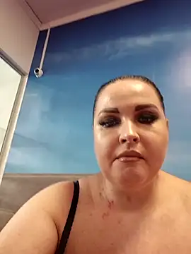 GeorgiaLerox online show from April 1, 1:34 pm