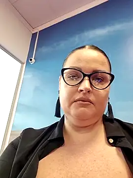 GeorgiaLerox online show from May 9, 12:54 pm