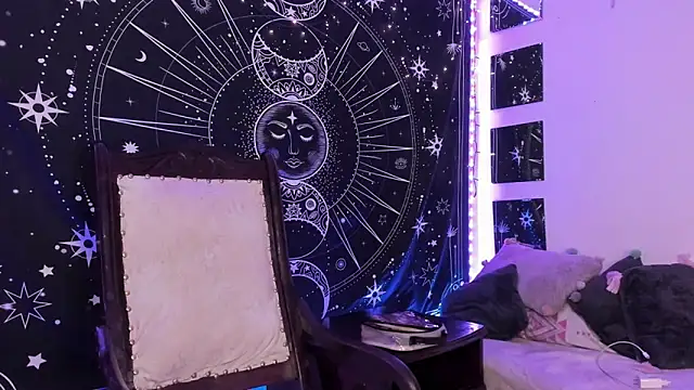 Eva Lee  online show from September 17, 6:48 am