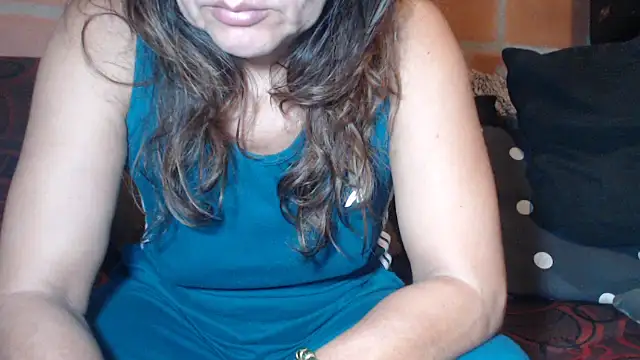 DevoraAmateur online show from July 9, 12:42 pm