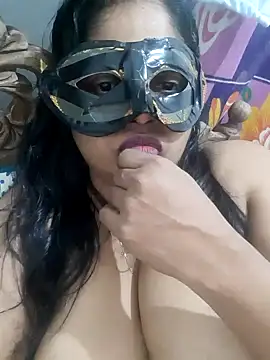Snapshot of chubby_wife chatting on January 10, 12:06 am chubby wife online show from January 10, 12:06 am