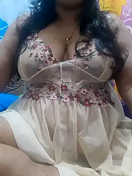 Snapshot of chubby_wife chatting on January 17, 7:38 pm chubby wife online show from January 17, 7:38 pm