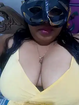 Snapshot of chubby_wife chatting on January 22, 5:28 pm chubby wife online show from January 22, 5:28 pm