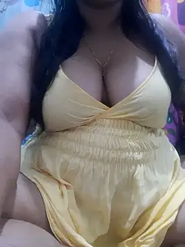 Snapshot of chubby_wife chatting on January 23, 4:48 pm chubby wife online show from January 23, 4:48 pm
