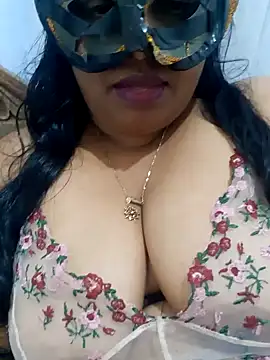 Snapshot of chubby_wife chatting on February 6, 10:26 am chubby wife online show from February 6, 10:26 am