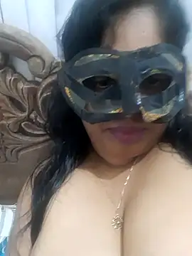 Snapshot of chubby_wife chatting on March 2, 4:32 pm chubby wife online show from March 2, 4:32 pm