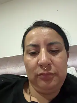 Abril Luv online show from February 6, 1:54 am