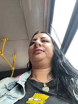 Snapshot of Abril_Luv chatting on June 19, 12:42 pm Abril Luv online show from June 19, 12:42 pm