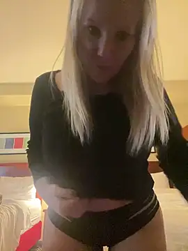 Sexual Lovable Doll online show from November 3, 6:42 pm