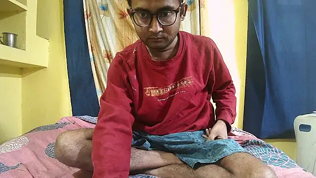 Snapshot of Cute_boy2000 chatting on January 16, 1:58 am Cute boy2000 online show from January 16, 1:58 am